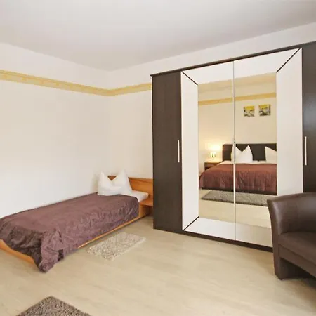 Ferienhaus-ostsee-idylle-we-jule-9942 *